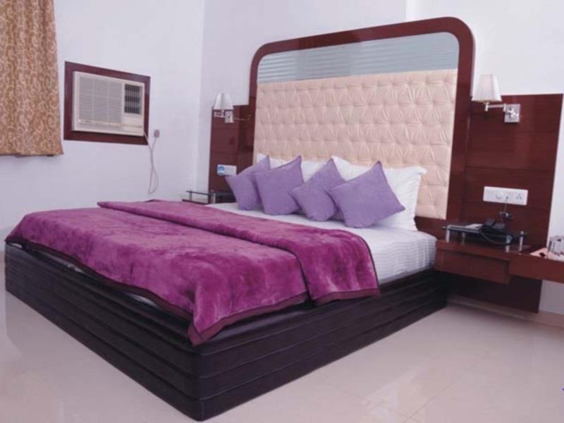Hotel Sun Plaza Ankleshwar Exterior photo